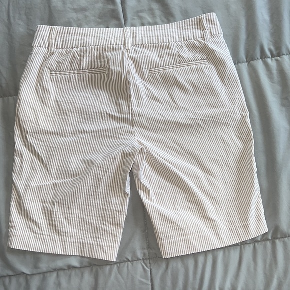3 For $25. Size 4 Lila Rose Shorts - Picture 2 of 4